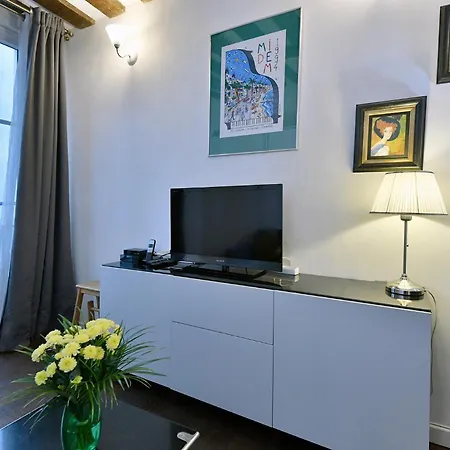 Romantic In Center Of