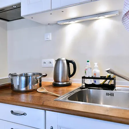 Apartment Romantic In Center Of *